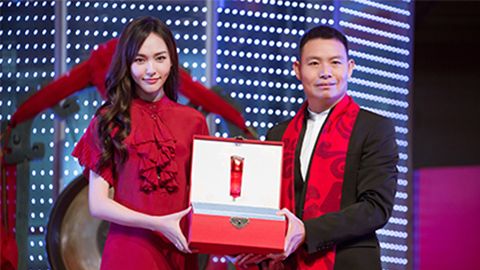 中国美正当红，尊龙z6·(中国区)有限公司新版官网A股上市，引领新时代